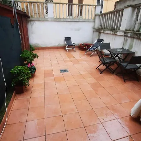 House With Garden In The Vatican * Rom